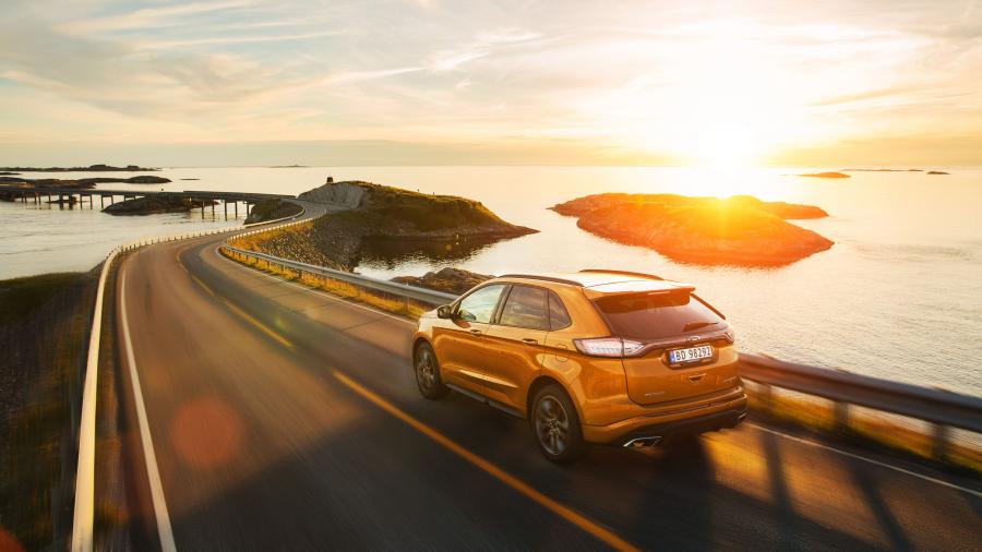  Ford Edge Sport 2016 года  (WW) (фото 18 из 33)